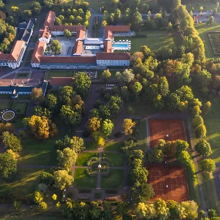 Graeflicher Park Health & Balance Hotel 4*