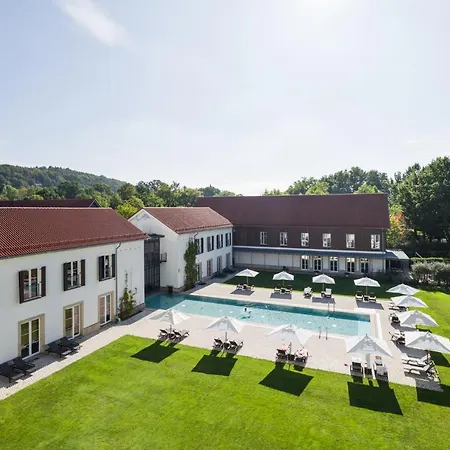 Graeflicher Park Health & Balance Szálloda 4*