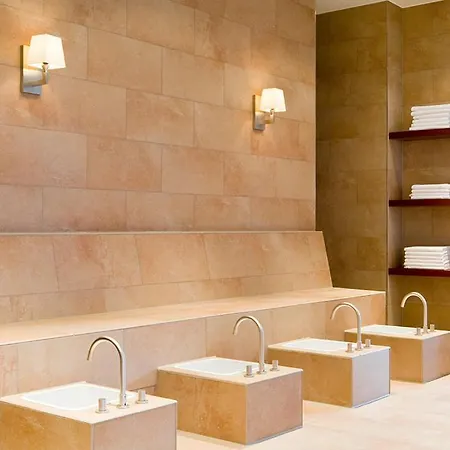 Graeflicher Park Health & Balance Hotel 4*